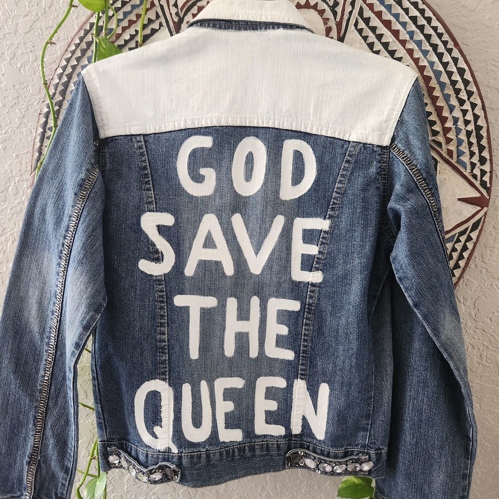Source Unknown Blue and White Jean Jacket